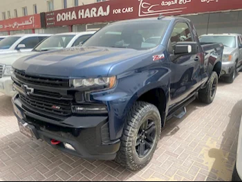 Chevrolet  Silverado  LT  2021  Automatic  96,000 Km  8 Cylinder  Four Wheel Drive (4WD)  Pick Up  Dark Blue