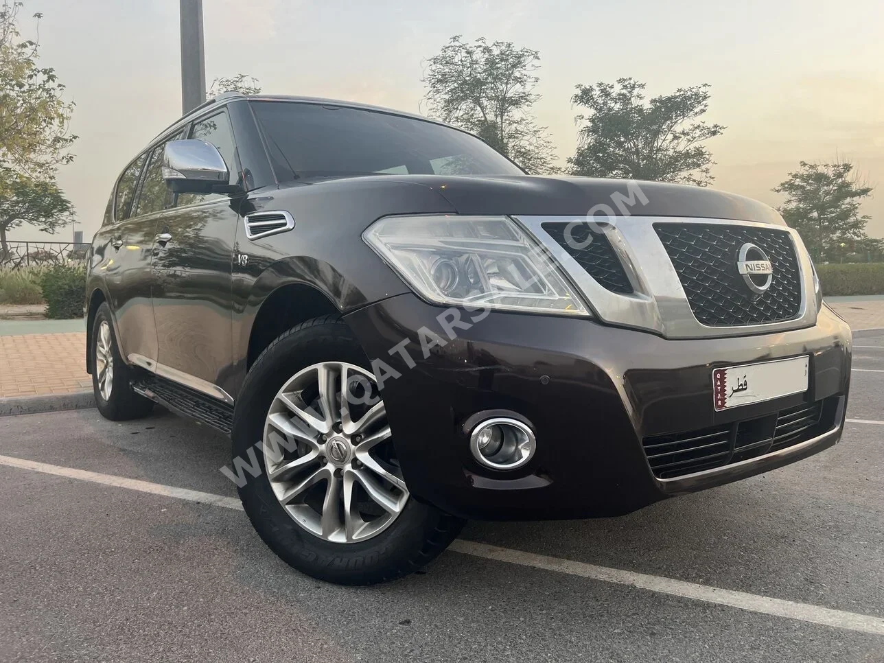 Nissan  Patrol  LE  2010  Automatic  256,000 Km  8 Cylinder  Four Wheel Drive (4WD)  SUV  Maroon
