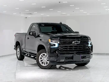 Chevrolet  Silverado  RST  2023  Automatic  23,000 Km  8 Cylinder  Four Wheel Drive (4WD)  Pick Up  Black