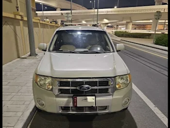 Ford  Escape  2008  Automatic  230,000 Km  6 Cylinder  SUV  Black and Gray  With Warranty