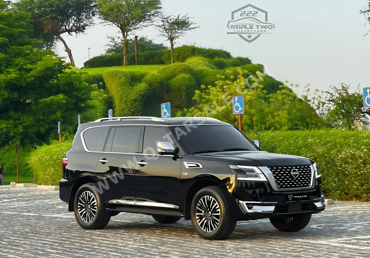 Nissan  Patrol  Platinum  2023  Automatic  47,100 Km  8 Cylinder  Four Wheel Drive (4WD)  SUV  Black  With Warranty