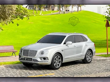 Bentley  Bentayga  2018  Automatic  76,200 Km  12 Cylinder  Four Wheel Drive (4WD)  SUV  Silver