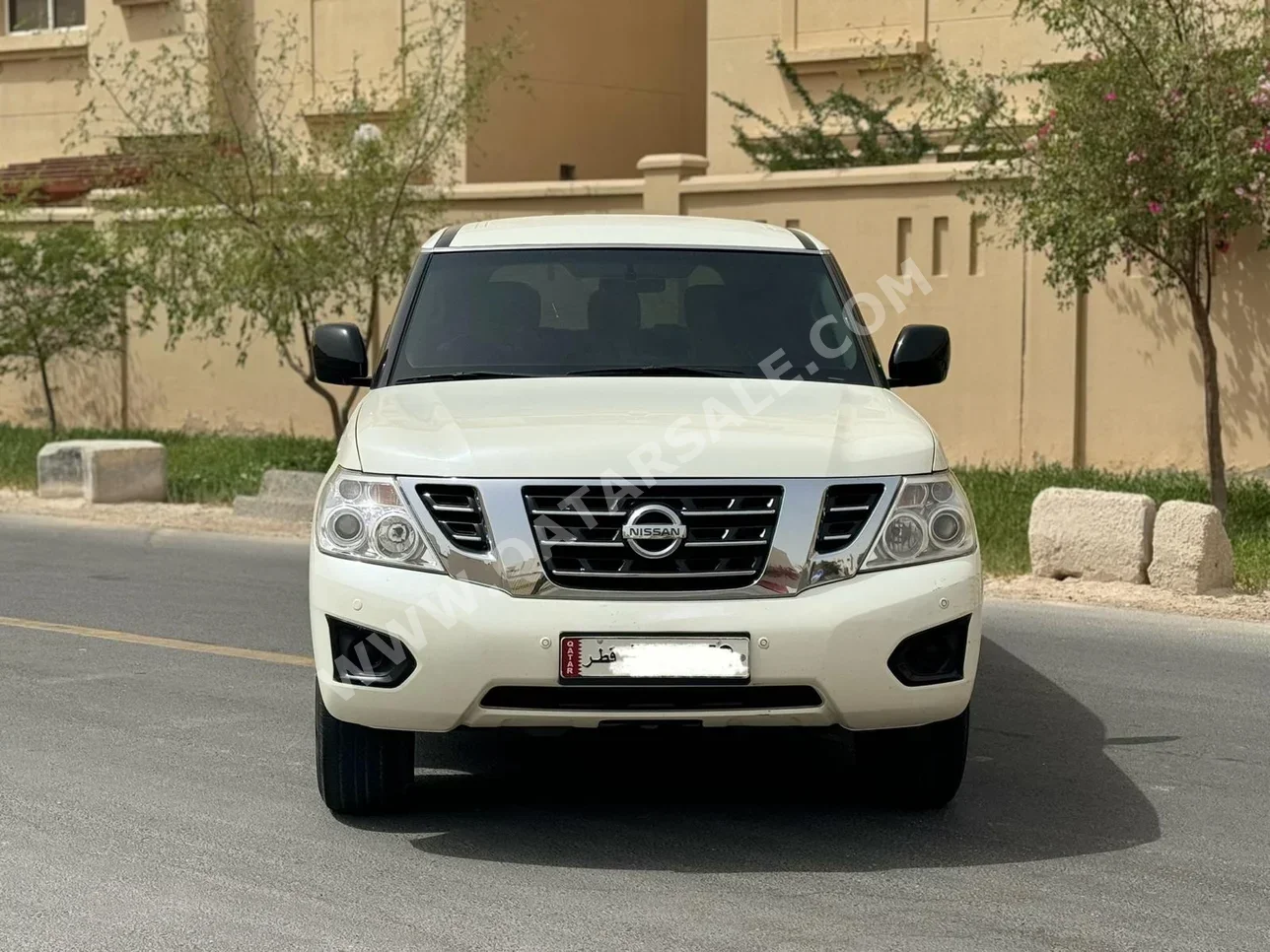 Nissan  Patrol  SE  2019  Automatic  185,000 Km  6 Cylinder  Four Wheel Drive (4WD)  SUV  White