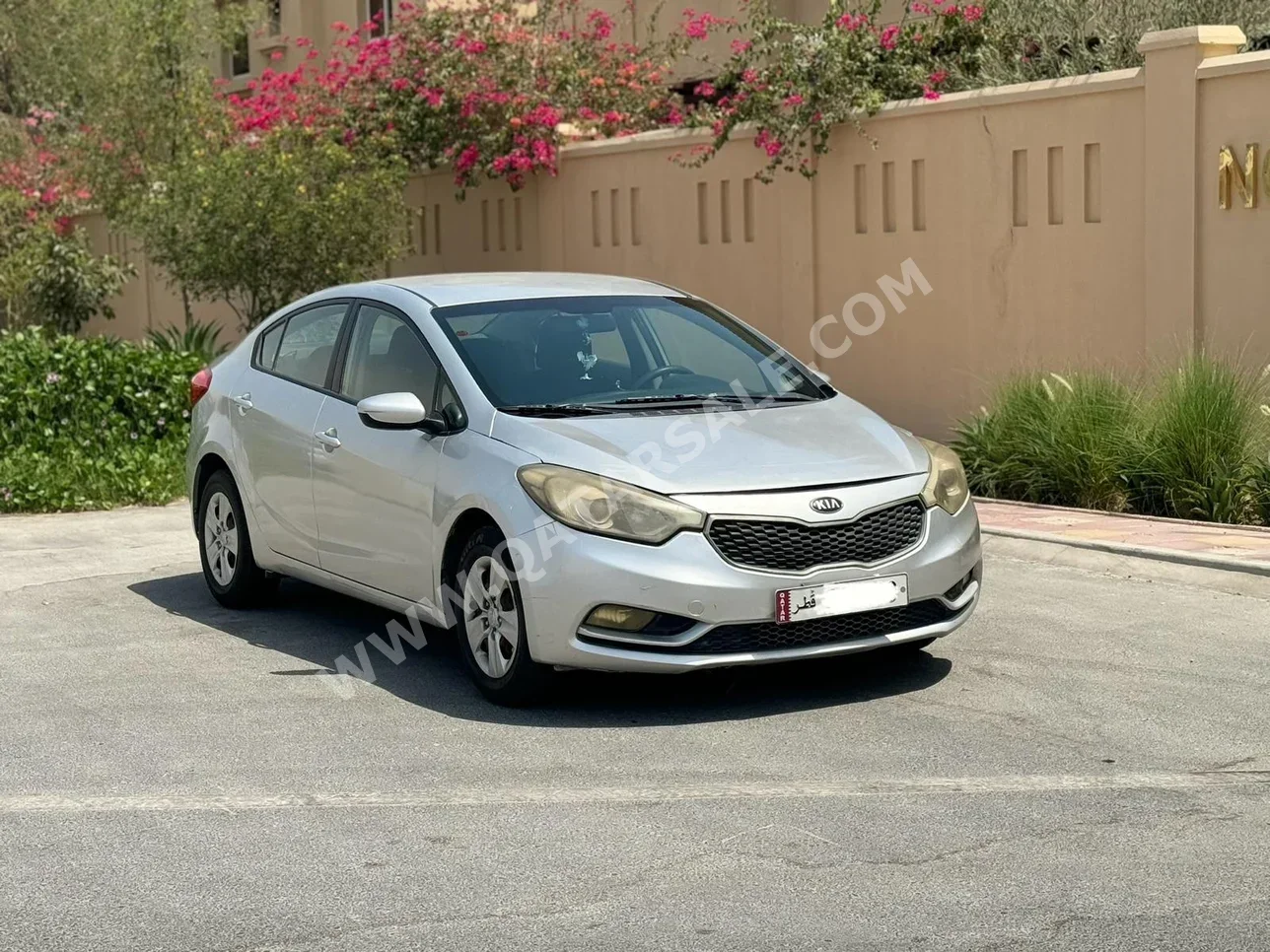 Kia  Cerato  2014  Automatic  300,000 Km  4 Cylinder  Front Wheel Drive (FWD)  Sedan  Silver