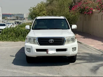 Toyota  Land Cruiser  GX  2013  Automatic  247,000 Km  6 Cylinder  Four Wheel Drive (4WD)  SUV  White