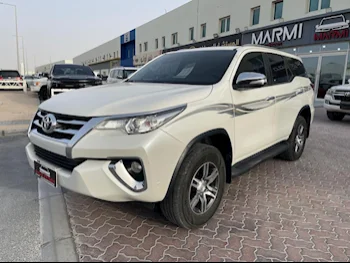 Toyota  Fortuner  2017  Automatic  47,000 Km  6 Cylinder  Four Wheel Drive (4WD)  SUV  White