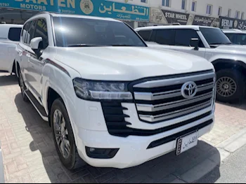 Toyota  Land Cruiser  GXR Twin Turbo  2023  Automatic  122,000 Km  6 Cylinder  Four Wheel Drive (4WD)  SUV  White