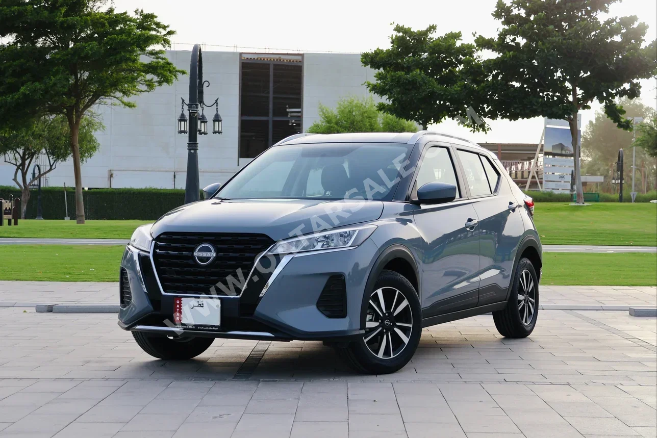 Nissan  Kicks  4 Cylinder  SUV 2x4  Grey  2024