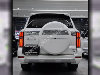 GWM  Tank  500  2025  Automatic  0 Km  6 Cylinder  Four Wheel Drive (4WD)  Pick Up  White  With Warranty