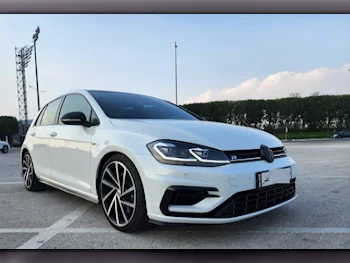 Volkswagen  Golf  R  2018  Automatic  80,000 Km  4 Cylinder  Four Wheel Drive (4WD)  Hatchback  White