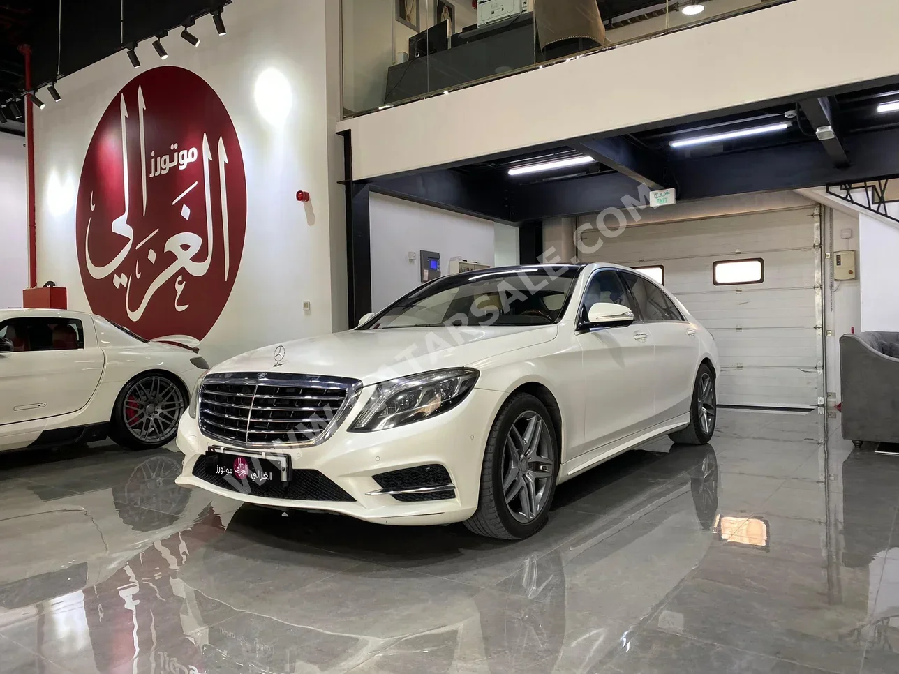 Mercedes-Benz  S-Class  500  2015  Automatic  139,000 Km  8 Cylinder  Rear Wheel Drive (RWD)  Sedan  White