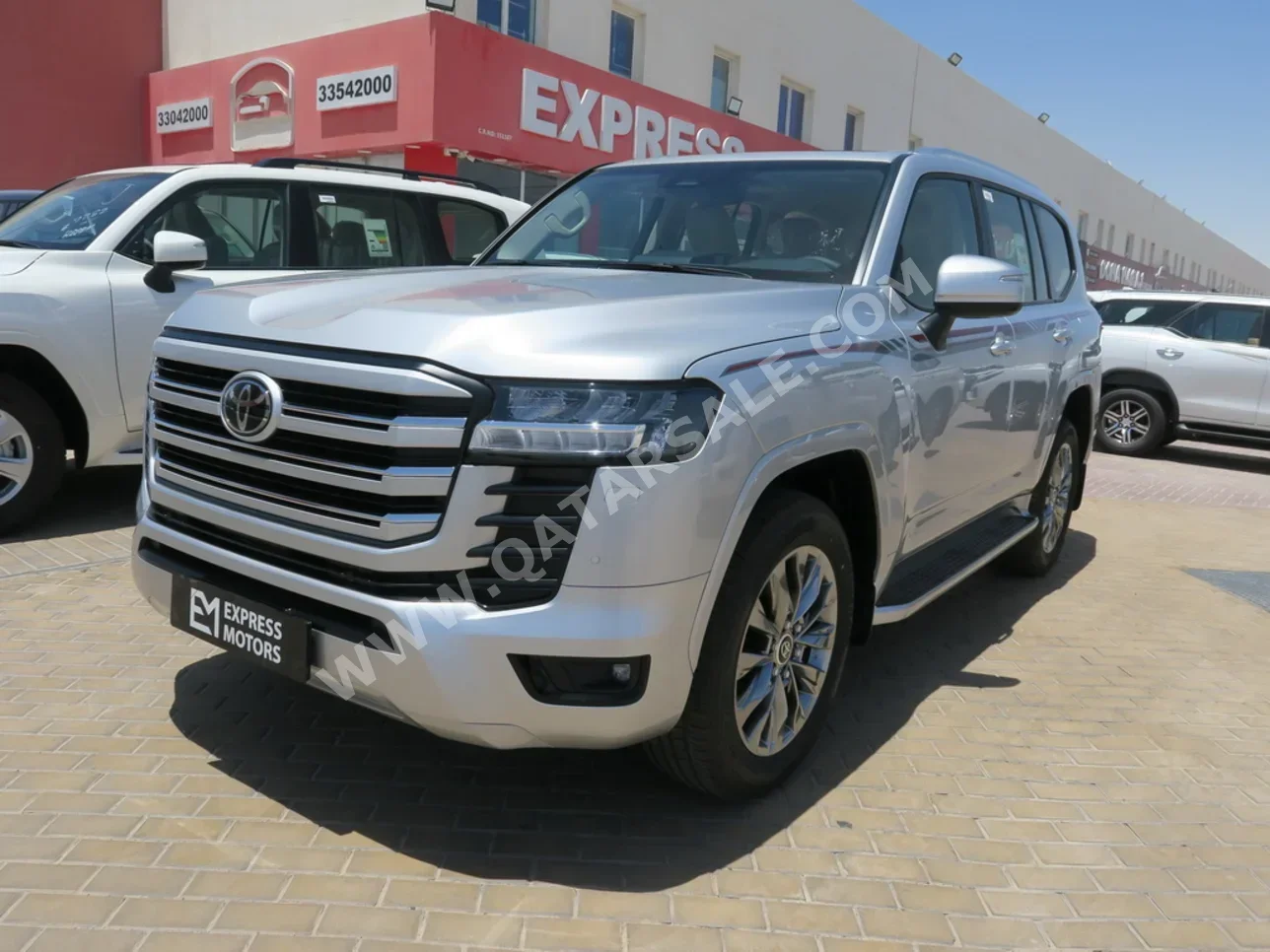 Toyota  Land Cruiser  GXR  2025  Automatic  0 Km  6 Cylinder  Four Wheel Drive (4WD)  SUV  Silver  With Warranty