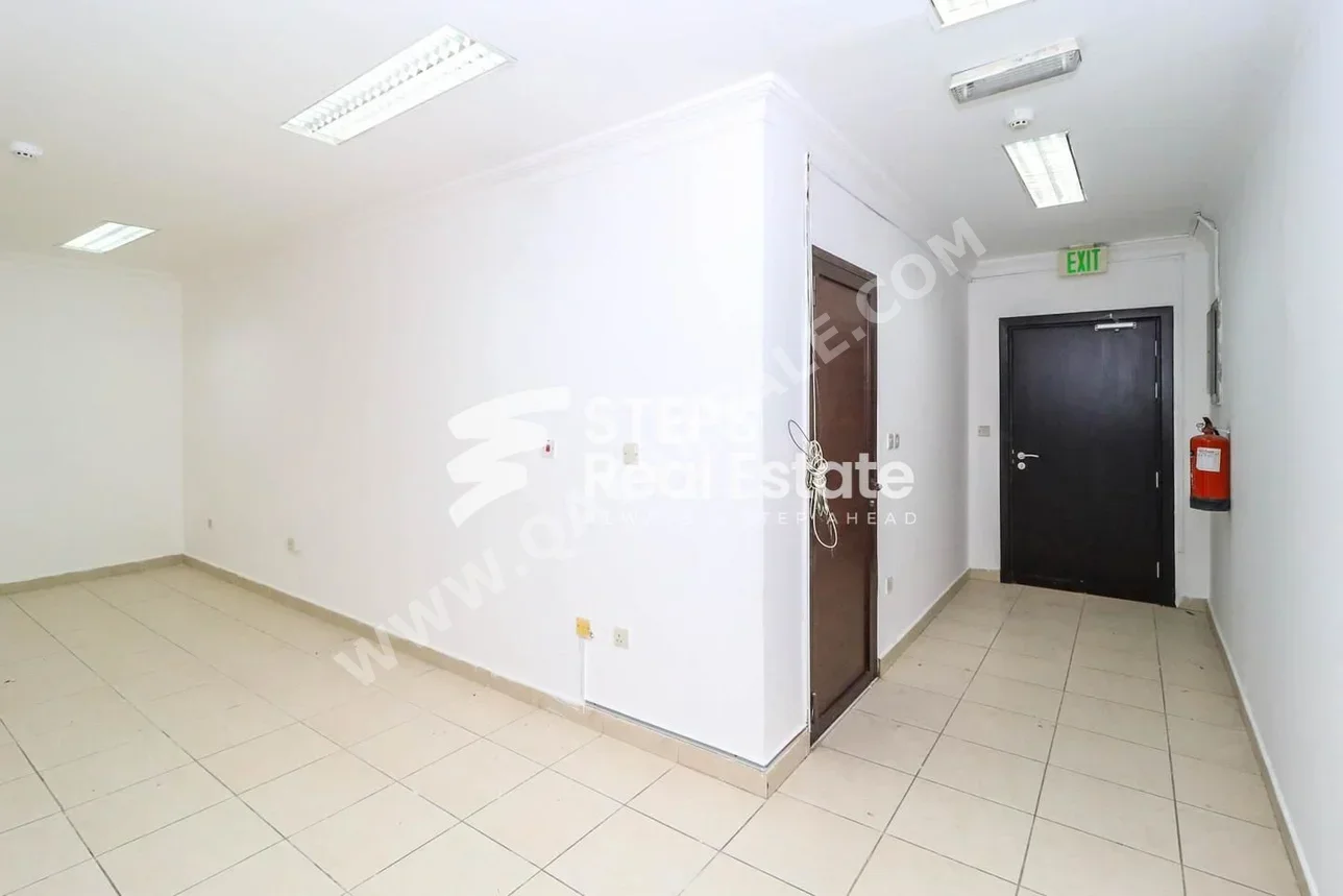 Commercial Offices - Not Furnished  - Al Rayyan  - Al Gharrafa