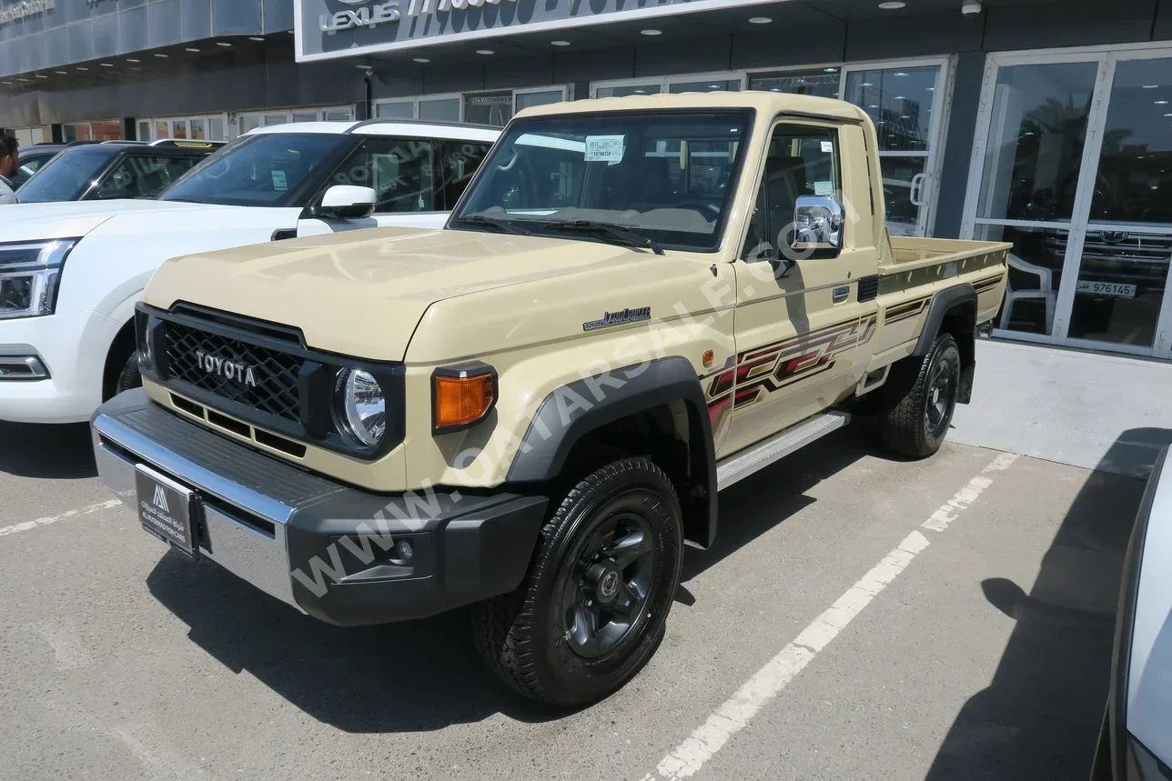 Toyota  Land Cruiser  LX  2025  Manual  0 Km  6 Cylinder  Four Wheel Drive (4WD)  Pick Up  Beige  With Warranty
