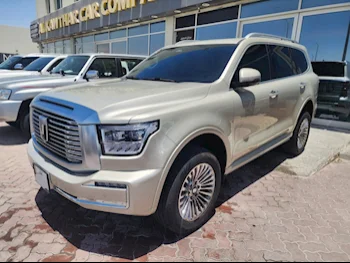 GWM  Tank  500  2025  Automatic  4,000 Km  6 Cylinder  Four Wheel Drive (4WD)  SUV  Gold  With Warranty