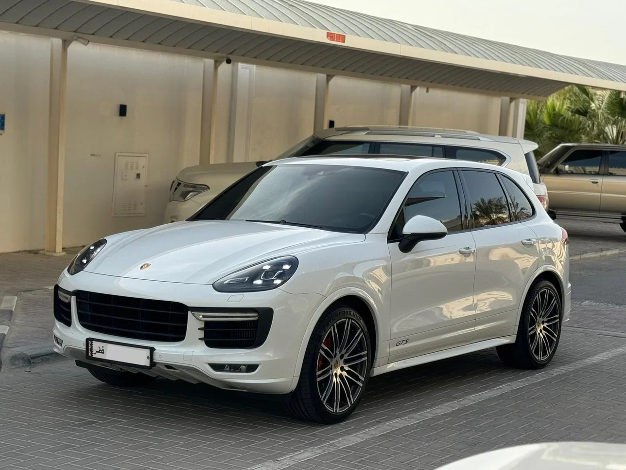 Porsche  Cayenne  GTS  2016  Automatic  131,000 Km  6 Cylinder  Four Wheel Drive (4WD)  SUV  White