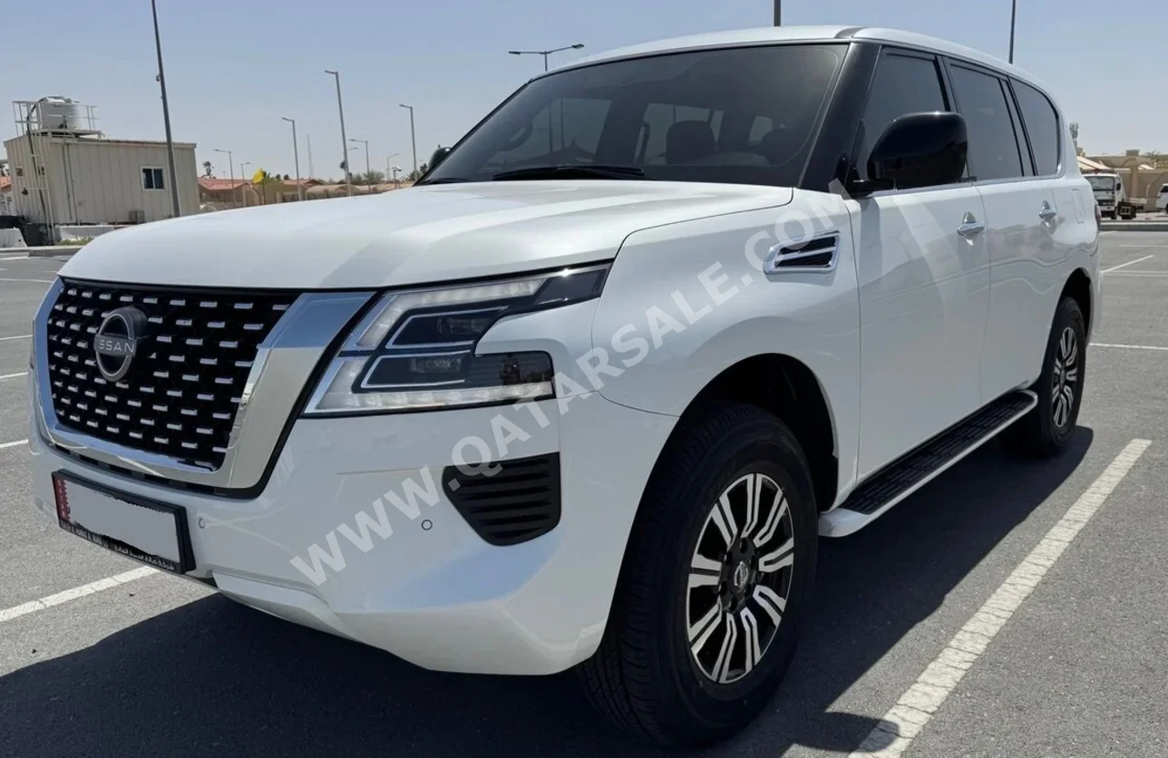 نيسان  باترول  أكس أي  2020  اوتوماتيك  40,000 كم  6 سلندر  دفع رباعي  اس يو في  أبيض  تحت الضمان
