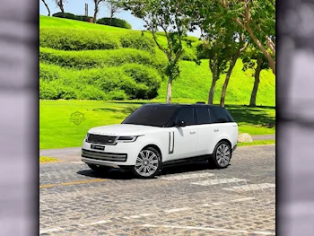 Land Rover  Range Rover  Vogue HSE  2022  Automatic  56,800 Km  8 Cylinder  Four Wheel Drive (4WD)  SUV  White  With Warranty