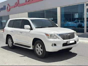 لكزس  ال اكس  570  2010  اوتوماتيك  439,000 كم  8 سلندر  دفع رباعي  اس يو في  أبيض