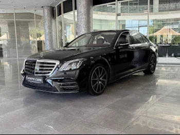 Mercedes-Benz  S-Class  560  2018  Automatic  38,000 Km  8 Cylinder  Four Wheel Drive (4WD)  Sedan  Black