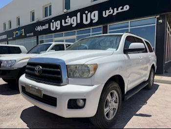 تويوتا  سكويا  اس ار 5  2014  اوتوماتيك  426,000 كم  8 سلندر  دفع رباعي  اس يو في  أبيض