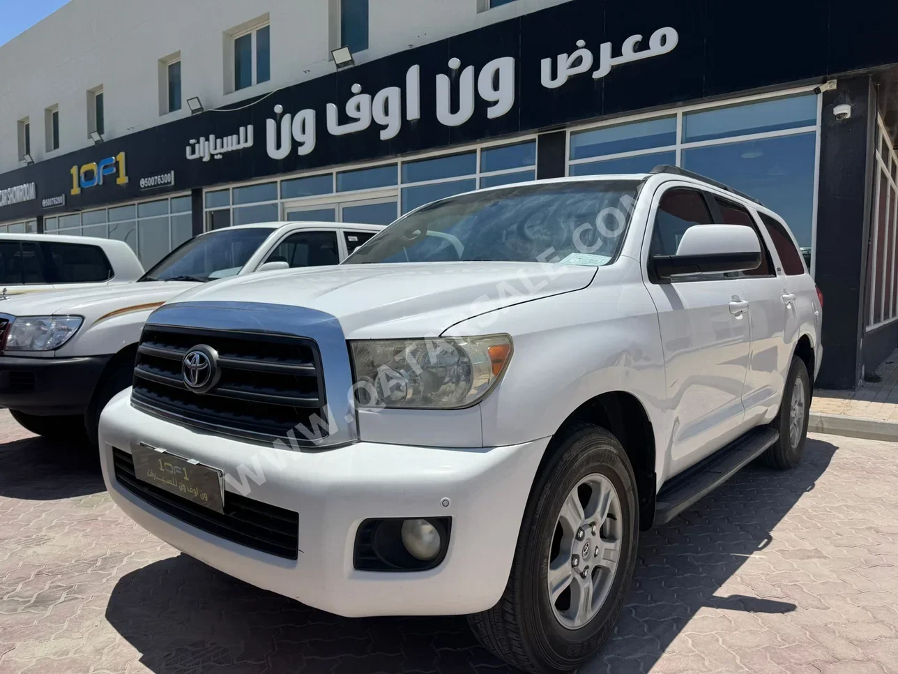 تويوتا  سكويا  اس ار 5  2014  اوتوماتيك  426,000 كم  8 سلندر  دفع رباعي  اس يو في  أبيض