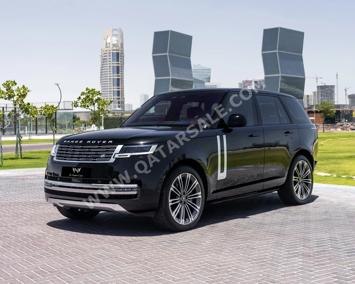 Land Rover  Range Rover  Vogue  Autobiography  2022  Automatic  86,000 Km  8 Cylinder  Four Wheel Drive (4WD)  SUV  Black  With Warranty