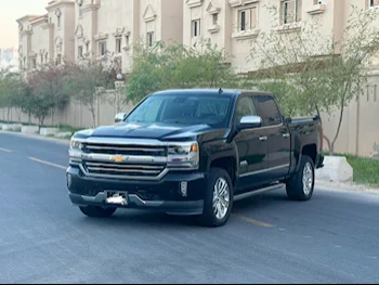 Chevrolet  Silverado  High Country  2018  Automatic  207,000 Km  8 Cylinder  Four Wheel Drive (4WD)  Pick Up  Black