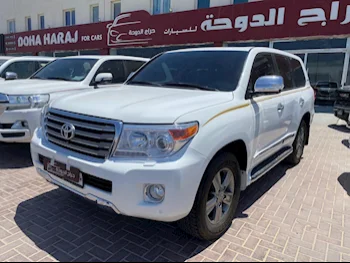 Toyota  Land Cruiser  VXR  2014  Automatic  430,000 Km  8 Cylinder  Four Wheel Drive (4WD)  SUV  White