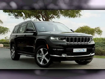 Jeep  Grand Cherokee  Limited  2025  Automatic  0 Km  6 Cylinder  Four Wheel Drive (4WD)  SUV  Black  With Warranty