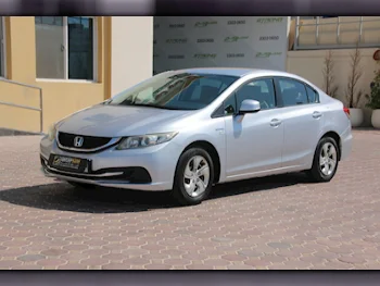 Honda  Civic  2013  Automatic  149,000 Km  4 Cylinder  Front Wheel Drive (FWD)  Sedan  Silver