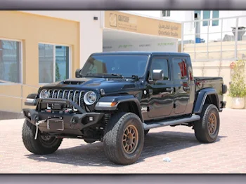 Jeep  Gladiator  Sand Runner  2020  Automatic  27,000 Km  6 Cylinder  Four Wheel Drive (4WD)  Pick Up  Black
