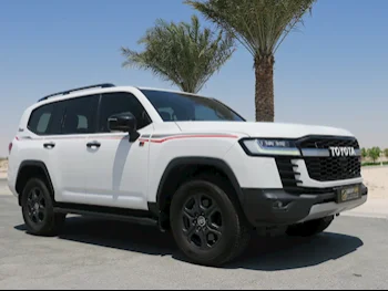 Toyota  Land Cruiser  GR Sport Twin Turbo  2022  Automatic  54,000 Km  6 Cylinder  Four Wheel Drive (4WD)  SUV  White  With Warranty