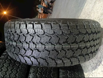 Tire & Rims Goodyear Made in Germany /  4 Seasons  2556020 mm  20"
