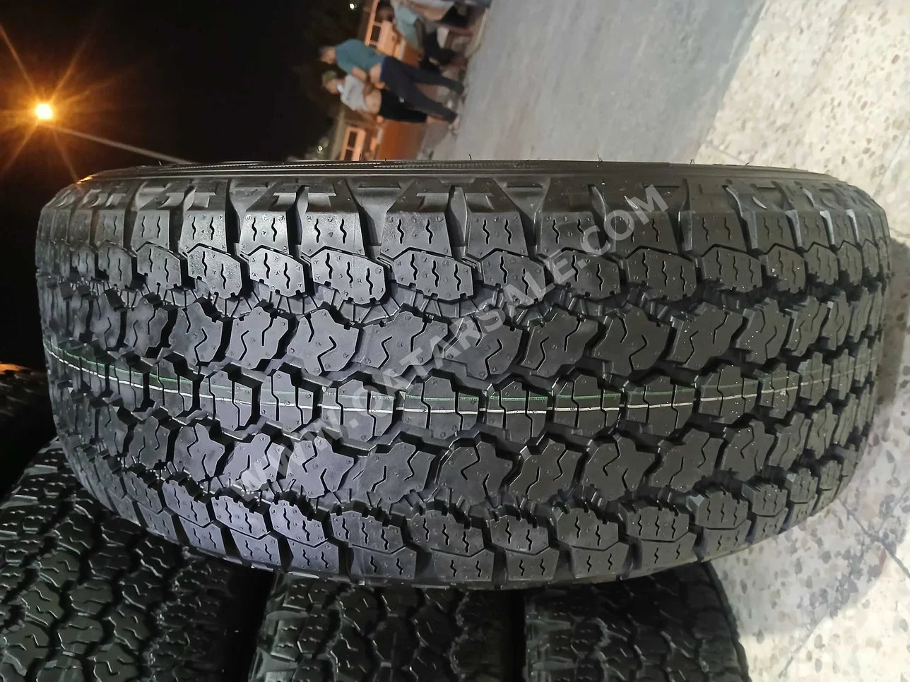 Tire & Rims Goodyear Made in Germany /  4 Seasons  2556020 mm  20"