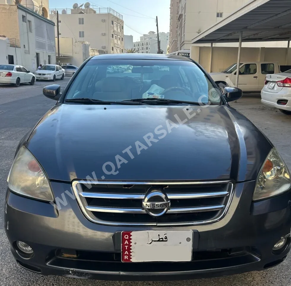 Nissan  Altima  2.5 S  2007  Automatic  160,000 Km  4 Cylinder  Front Wheel Drive (FWD)  Classic  Dark Gray