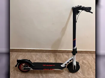 Scooters Electric Scooter  - White  - Foldable