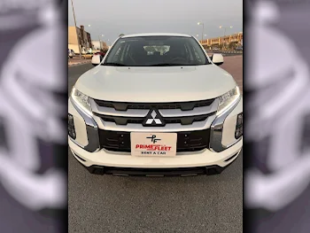 Mitsubishi  ASX  4 Cylinder  SUV ( AWD )  White  2025