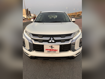 Mitsubishi  ASX  4 Cylinder  SUV ( AWD )  White  2025