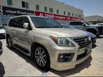 Lexus  LX  570 S  2015  Automatic  192,000 Km  8 Cylinder  Four Wheel Drive (4WD)  SUV  Gold