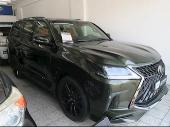 Lexus  LX  570 S Black Edition  2019  Automatic  155,000 Km  8 Cylinder  Four Wheel Drive (4WD)  SUV  Dark Green