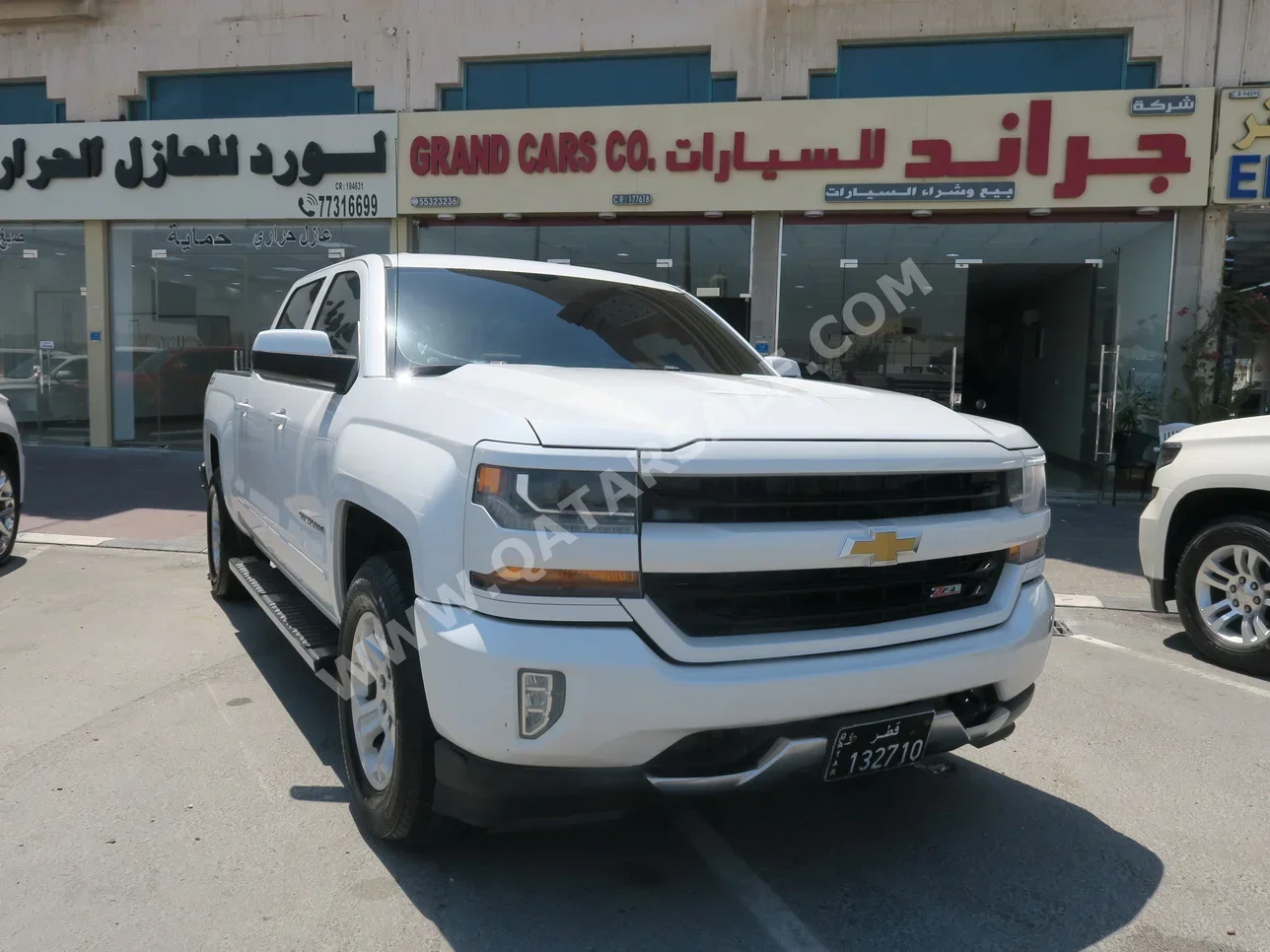 Chevrolet  Silverado  LT  2016  Automatic  310,000 Km  8 Cylinder  Four Wheel Drive (4WD)  Pick Up  White