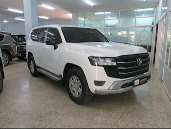 Toyota  Land Cruiser  GX  2022  Automatic  161,000 Km  6 Cylinder  Four Wheel Drive (4WD)  SUV  White