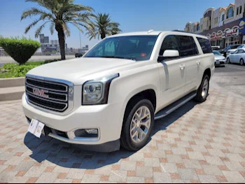 GMC  Yukon  XL  2015  Automatic  270,000 Km  8 Cylinder  Four Wheel Drive (4WD)  SUV  White