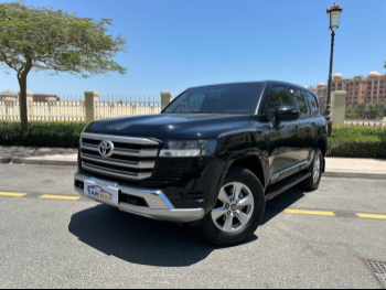 Toyota  Land Cruiser  GXR  2024  Automatic  43,000 Km  6 Cylinder  Four Wheel Drive (4WD)  SUV  Black  With Warranty