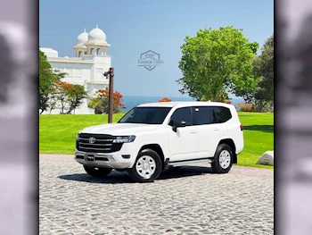 Toyota  Land Cruiser  GX  2024  Automatic  31,400 Km  6 Cylinder  Four Wheel Drive (4WD)  SUV  White  With Warranty