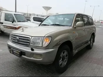تويوتا  لاند كروزر  جي اكس ار  2005  اوتوماتيك  336,000 كم  6 سلندر  دفع رباعي  اس يو في  ذهبي