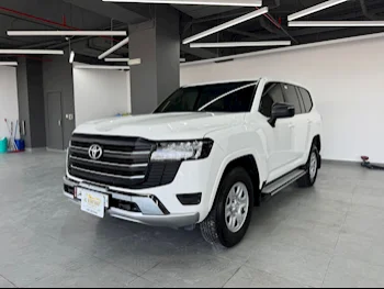 Toyota  Land Cruiser  GX  2024  Automatic  29,000 Km  6 Cylinder  Four Wheel Drive (4WD)  SUV  White  With Warranty