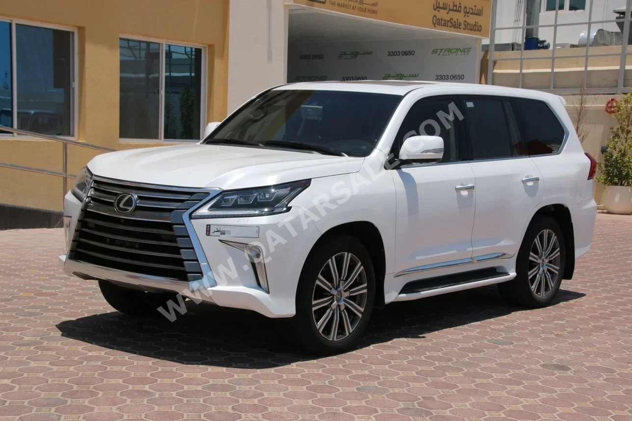 Lexus  LX  570  2016  Automatic  150,000 Km  8 Cylinder  Four Wheel Drive (4WD)  SUV  Pearl