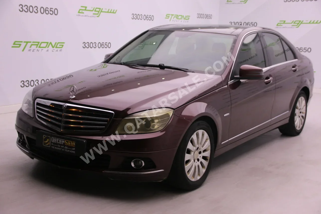 Mercedes-Benz  C-Class  200  2009  Automatic  314,000 Km  4 Cylinder  Rear Wheel Drive (RWD)  Sedan  Maroon